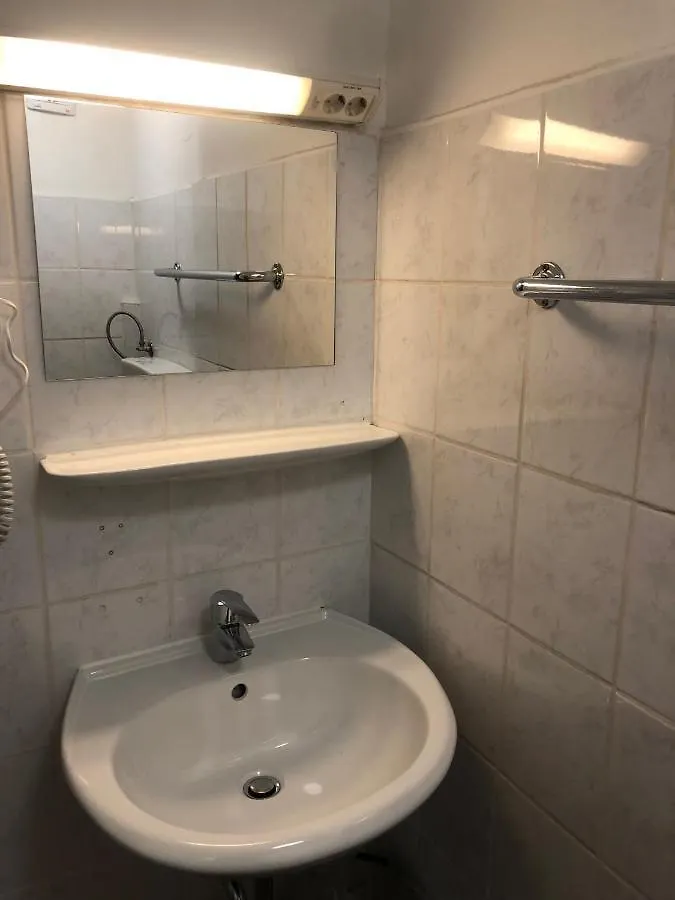 ** Gasthof Hotel Pension Schmellergarten München Deutschland