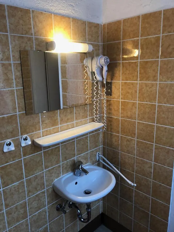 Gasthof Hotel Pension Schmellergarten München