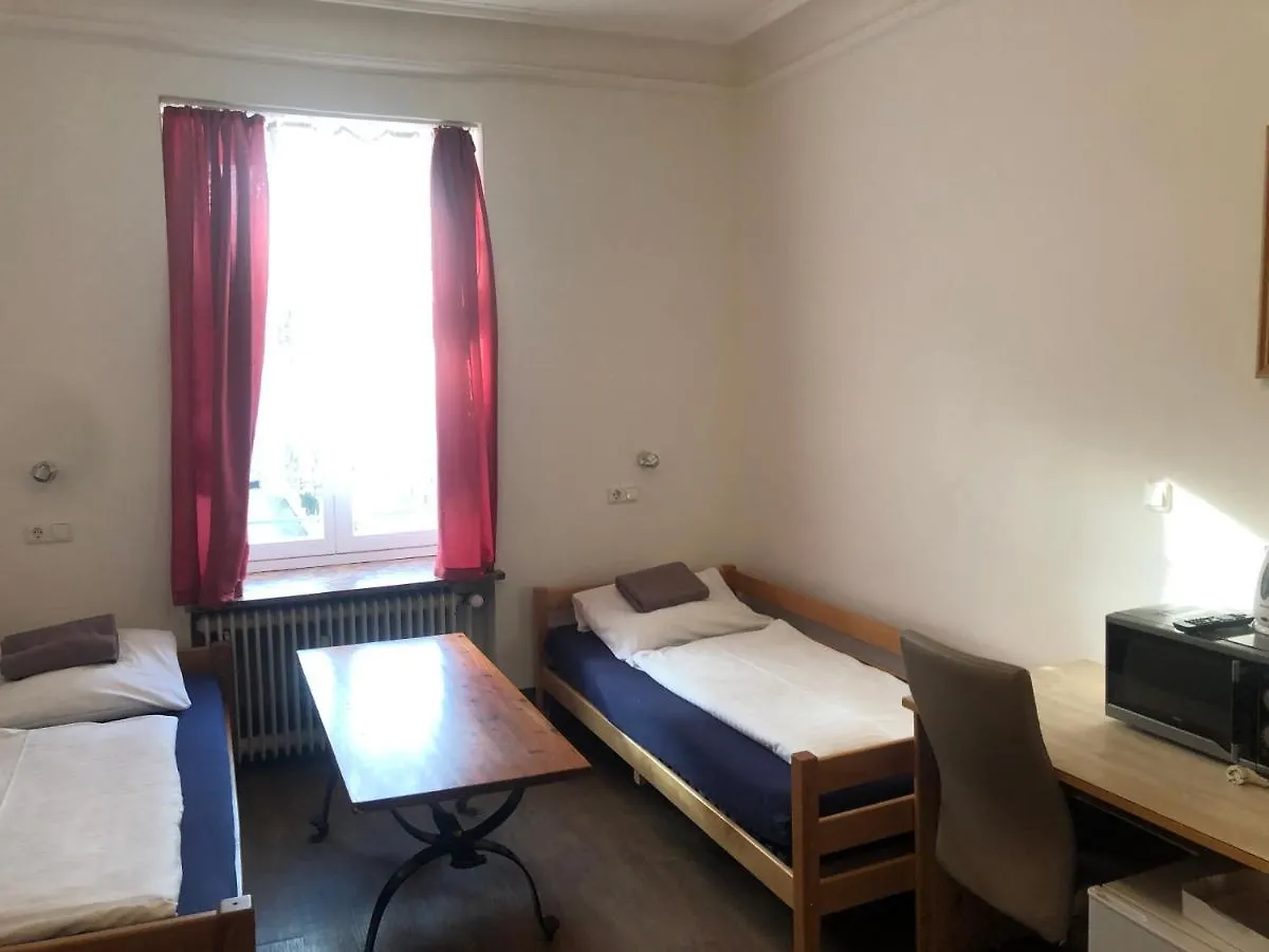 Gasthof Hotel Pension Schmellergarten München