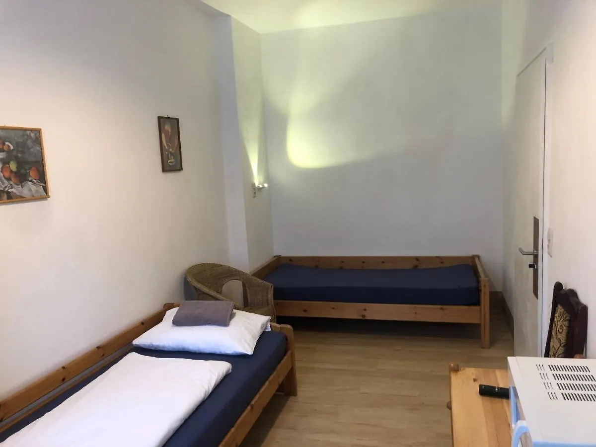 Hotel Pension Schmellergarten München 2*,